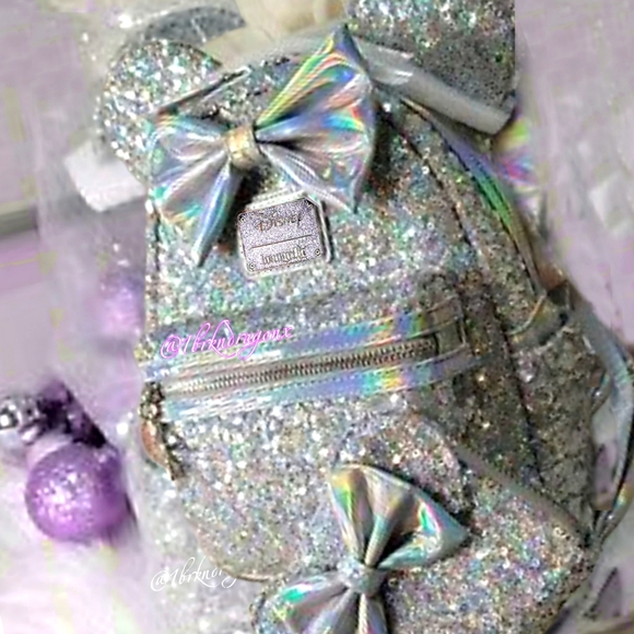 NWT SILVER SEQUIN HOLGRAPHIC METALLIC RAINBOW LIMITED DISNEY LOUNGEFLY BACKPACK - Picture 6 of 16